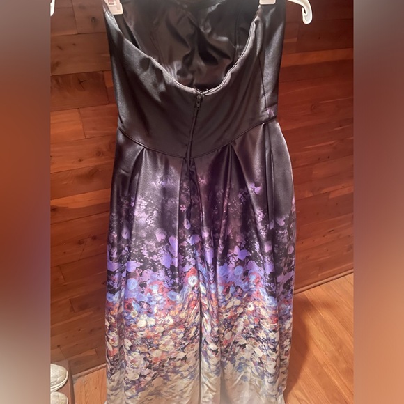 Size 10, Betsy Adam strapless dress with zipper and clasp on the back worn once - Picture 3 of 4